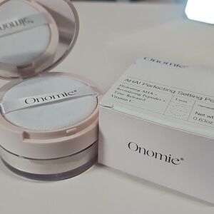 Onomie AHA Perfecting Setting Powder - Skin Plumping Setting Powder-‎ Lyon  New